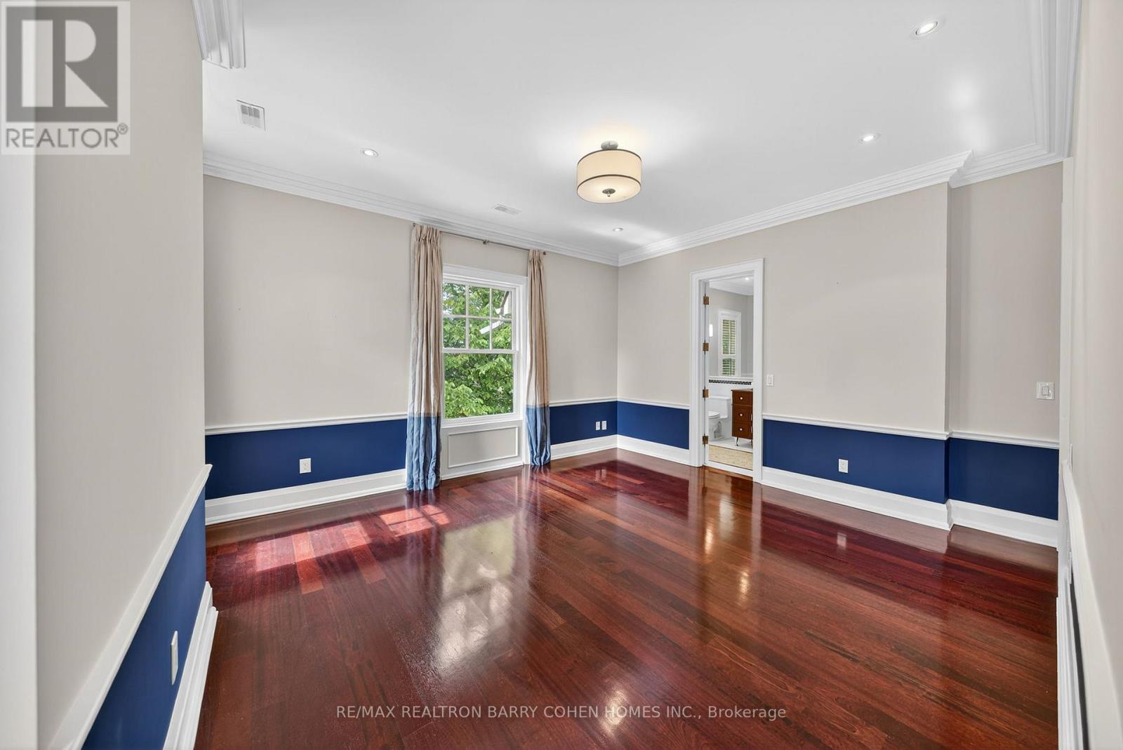 36 Old Yonge Street, Toronto, Ontario  M2P 1P7 - Photo 33 - C12438497