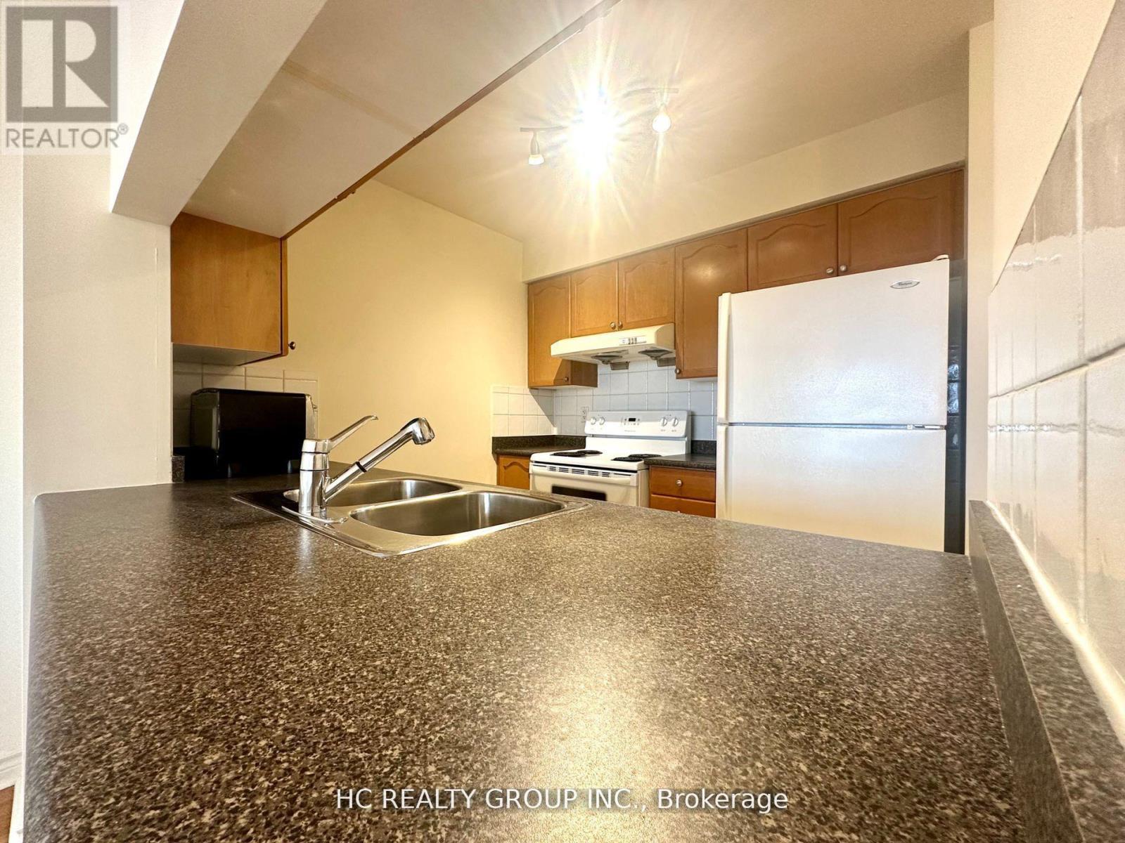 635 - 18 Mondeo Drive, Toronto, Ontario  M1P 5C8 - Photo 7 - E12451007