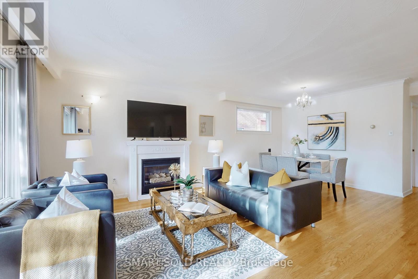 21 Sunmount Road, Toronto, Ontario  M1T 2A4 - Photo 6 - E12451015
