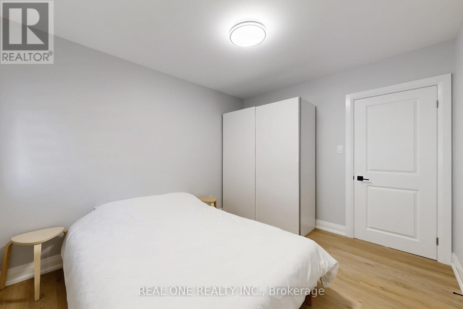 241 Rockaway Beach Place, Innisfil, Ontario  L0L 1K0 - Photo 43 - N12450987