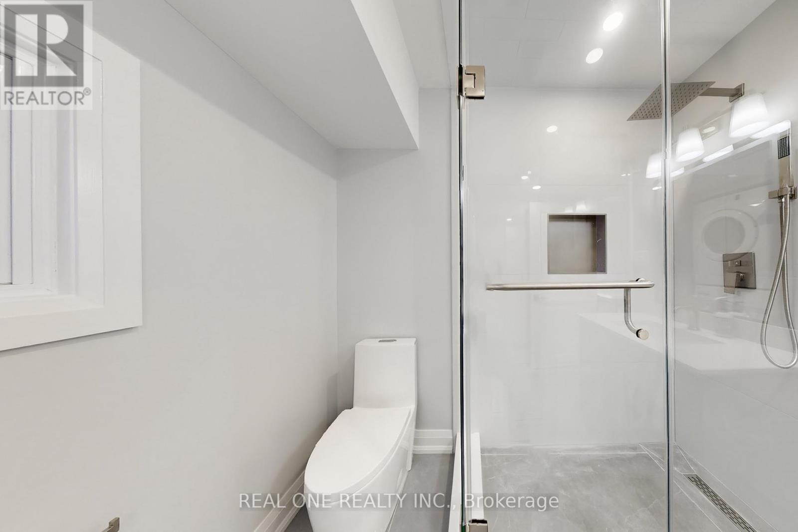 241 Rockaway Beach Place, Innisfil, Ontario  L0L 1K0 - Photo 45 - N12450987