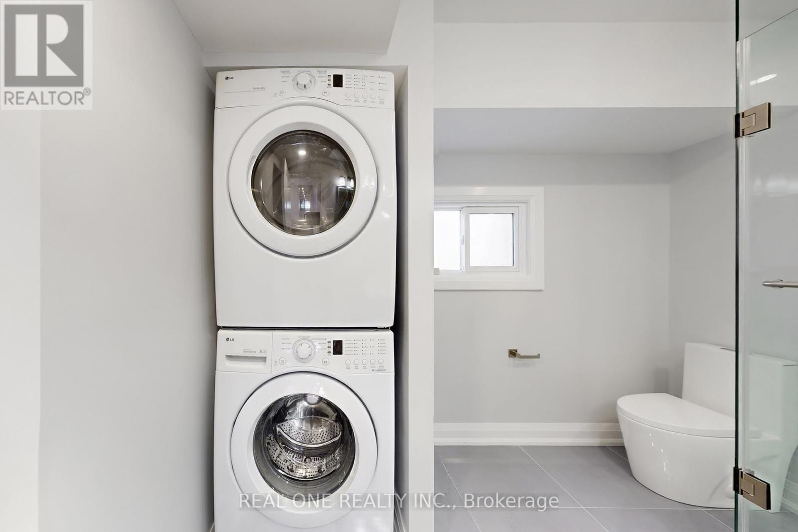 241 Rockaway Beach Place, Innisfil, Ontario  L0L 1K0 - Photo 46 - N12450987