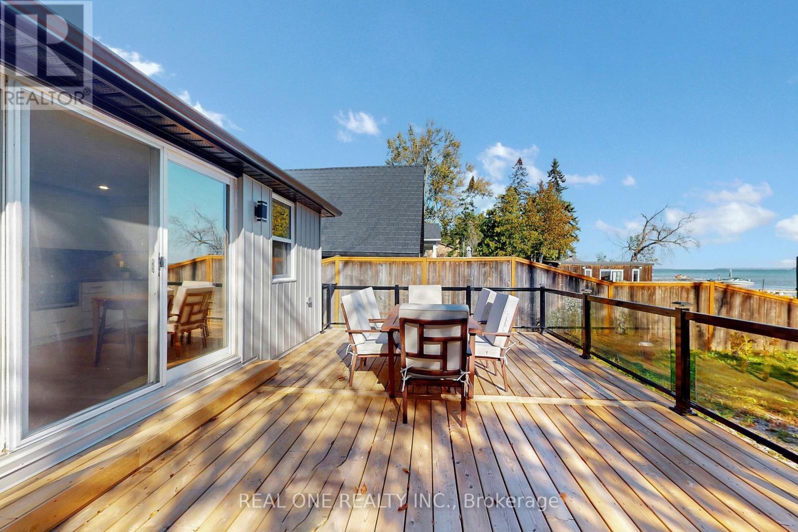 241 Rockaway Beach Place, Innisfil, Ontario  L0L 1K0 - Photo 49 - N12450987