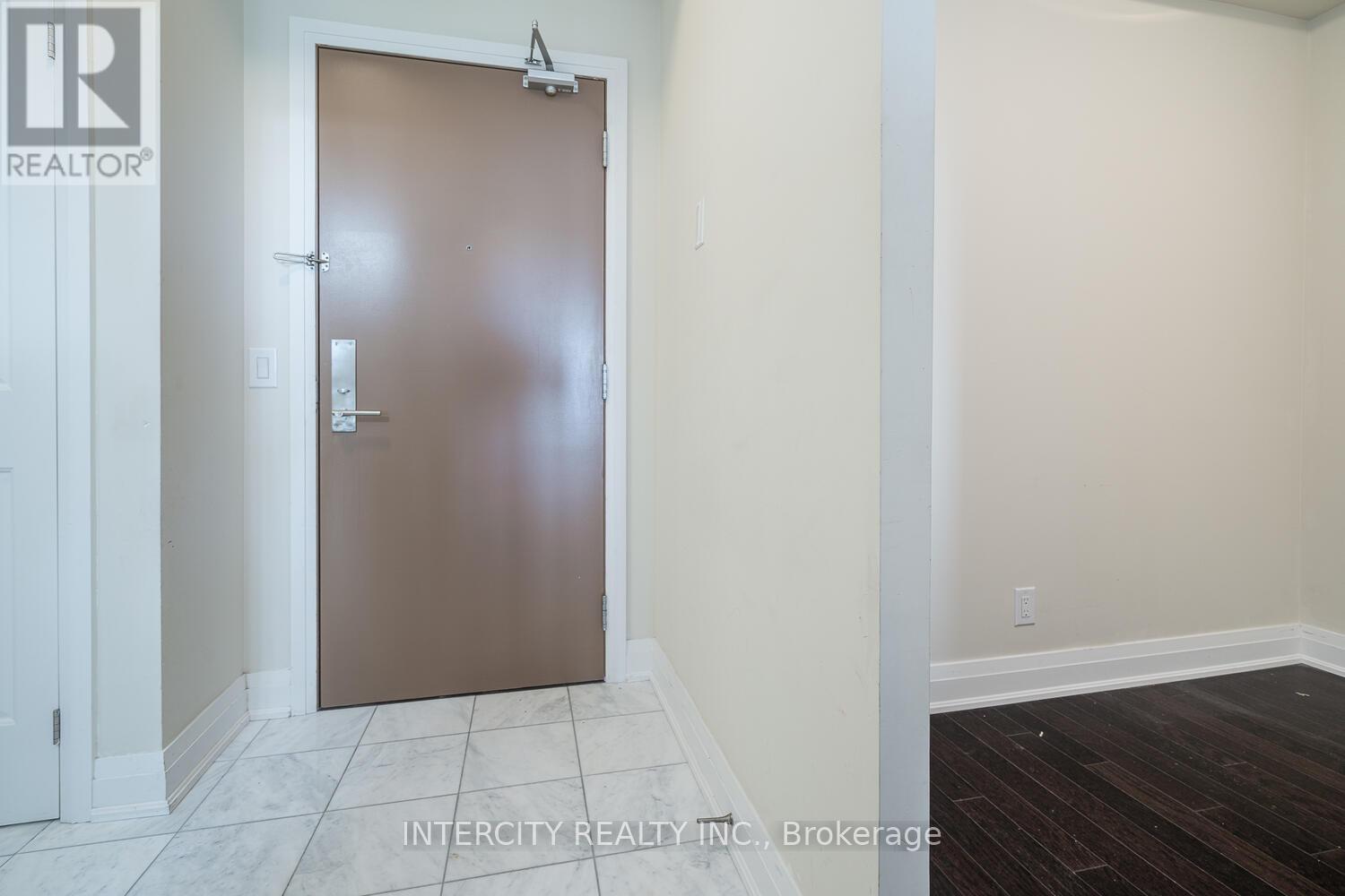 1102 - 520 Steeles Avenue W, Vaughan, Ontario  L4J 8A4 - Photo 15 - N12450997