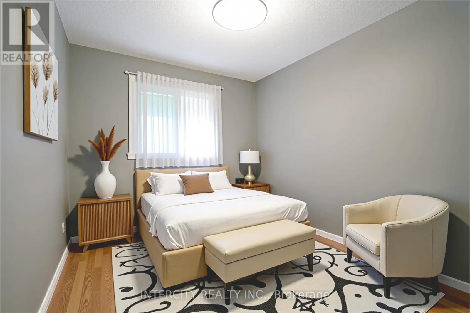 85 Houseman Crescent, Richmond Hill, Ontario  L4C 7S7 - Photo 18 - N12450998