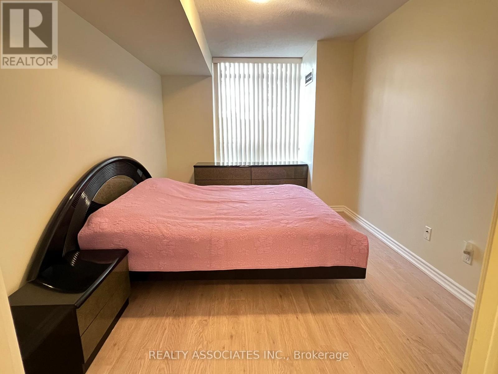 303 - 130 Pond Drive, Markham, Ontario  L3T 7W5 - Photo 23 - N12451008