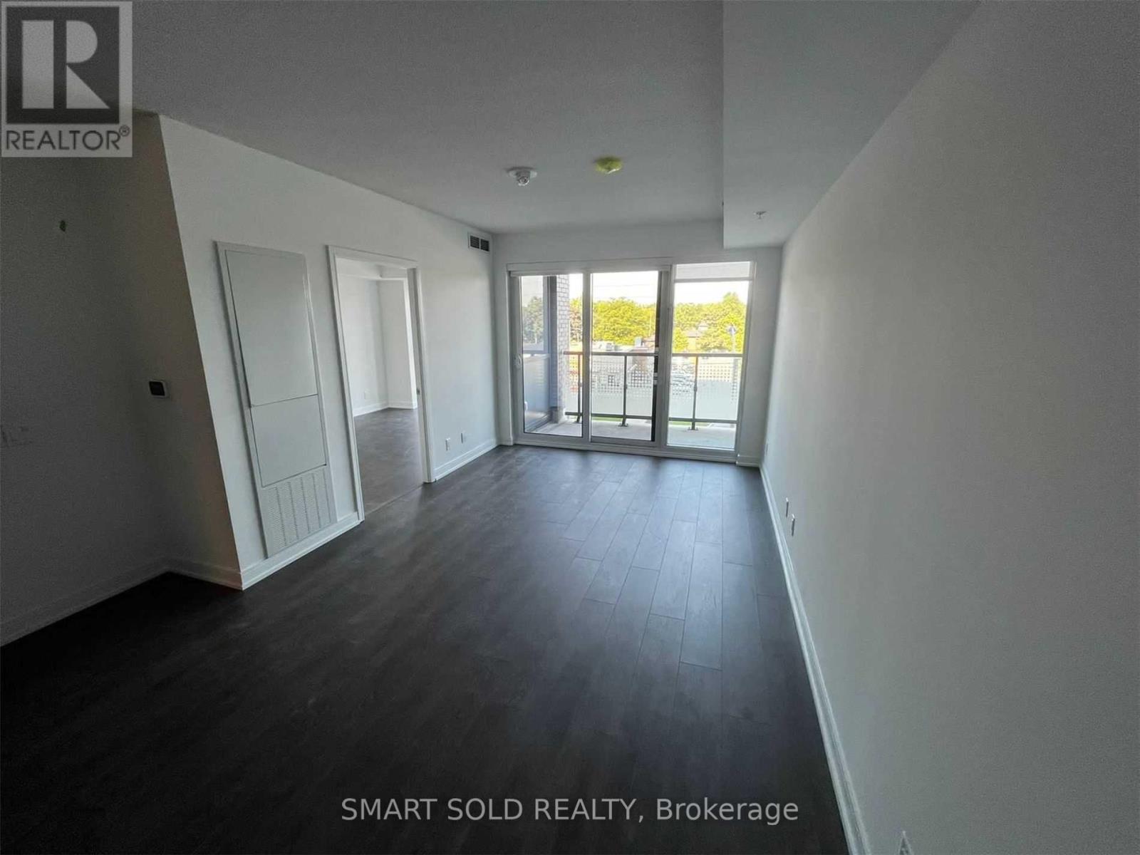 304 - 30 Samuel Wood Way, Toronto, Ontario  M9B 0C9 - Photo 7 - W12450988