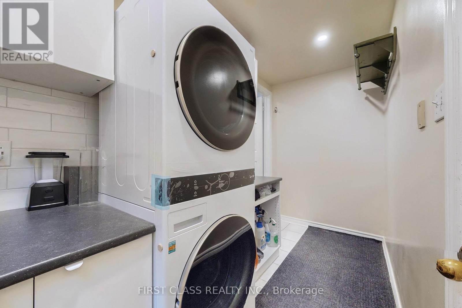 5244 Floral Hill Crescent, Mississauga, Ontario  L5V 1V4 - Photo 14 - W12450992