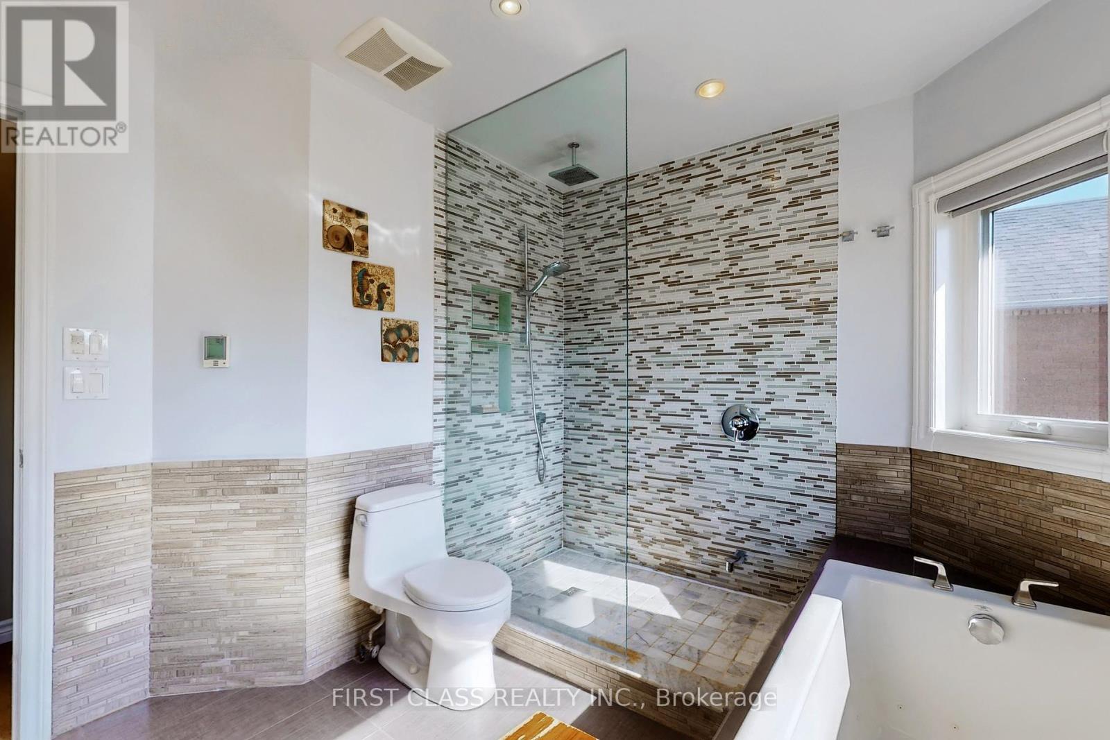 5244 Floral Hill Crescent, Mississauga, Ontario  L5V 1V4 - Photo 25 - W12450992