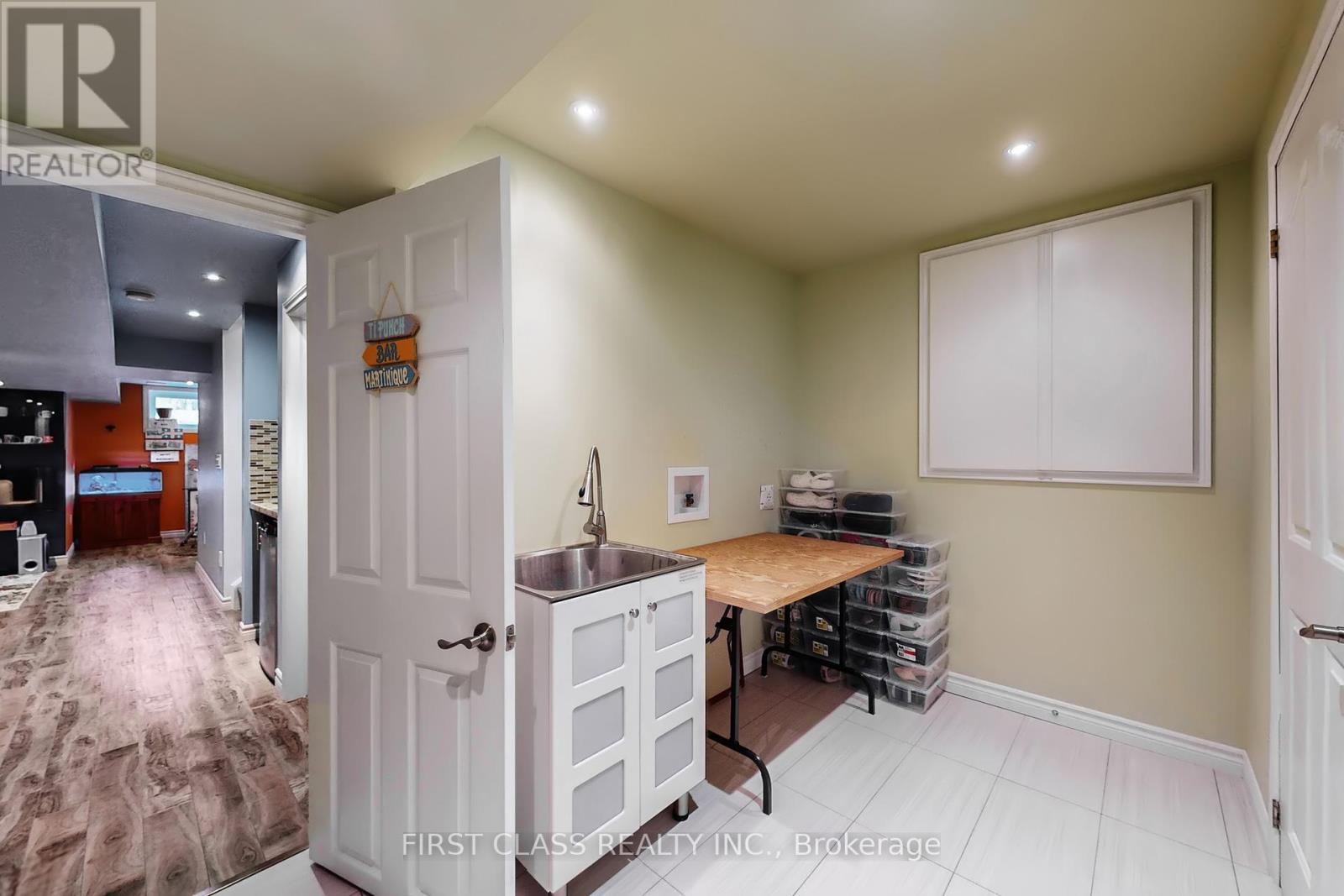 5244 Floral Hill Crescent, Mississauga, Ontario  L5V 1V4 - Photo 34 - W12450992