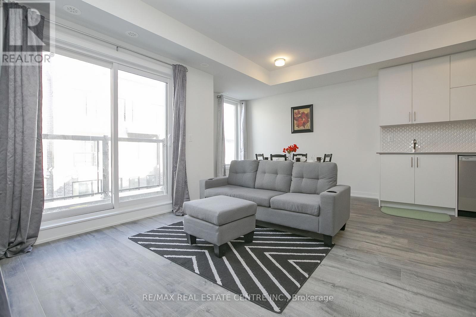 4 - 3556 Colonial Drive, Mississauga, Ontario  L5L 5T3 - Photo 11 - W12451016