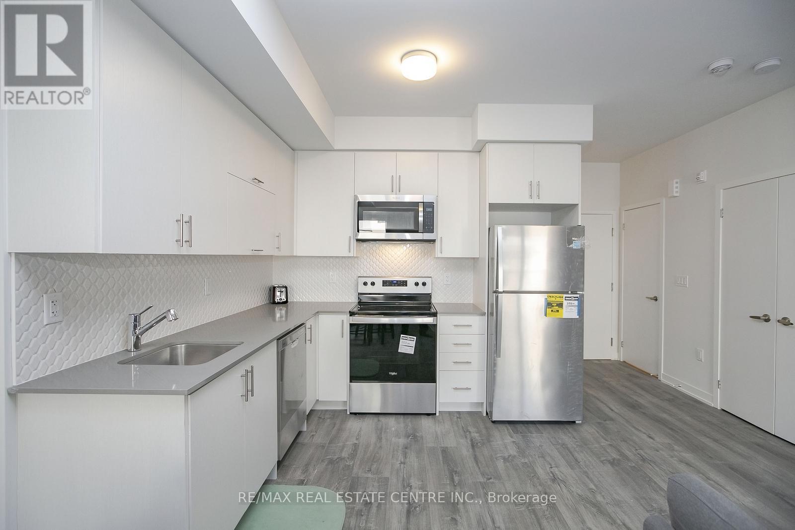 4 - 3556 Colonial Drive, Mississauga, Ontario  L5L 5T3 - Photo 14 - W12451016