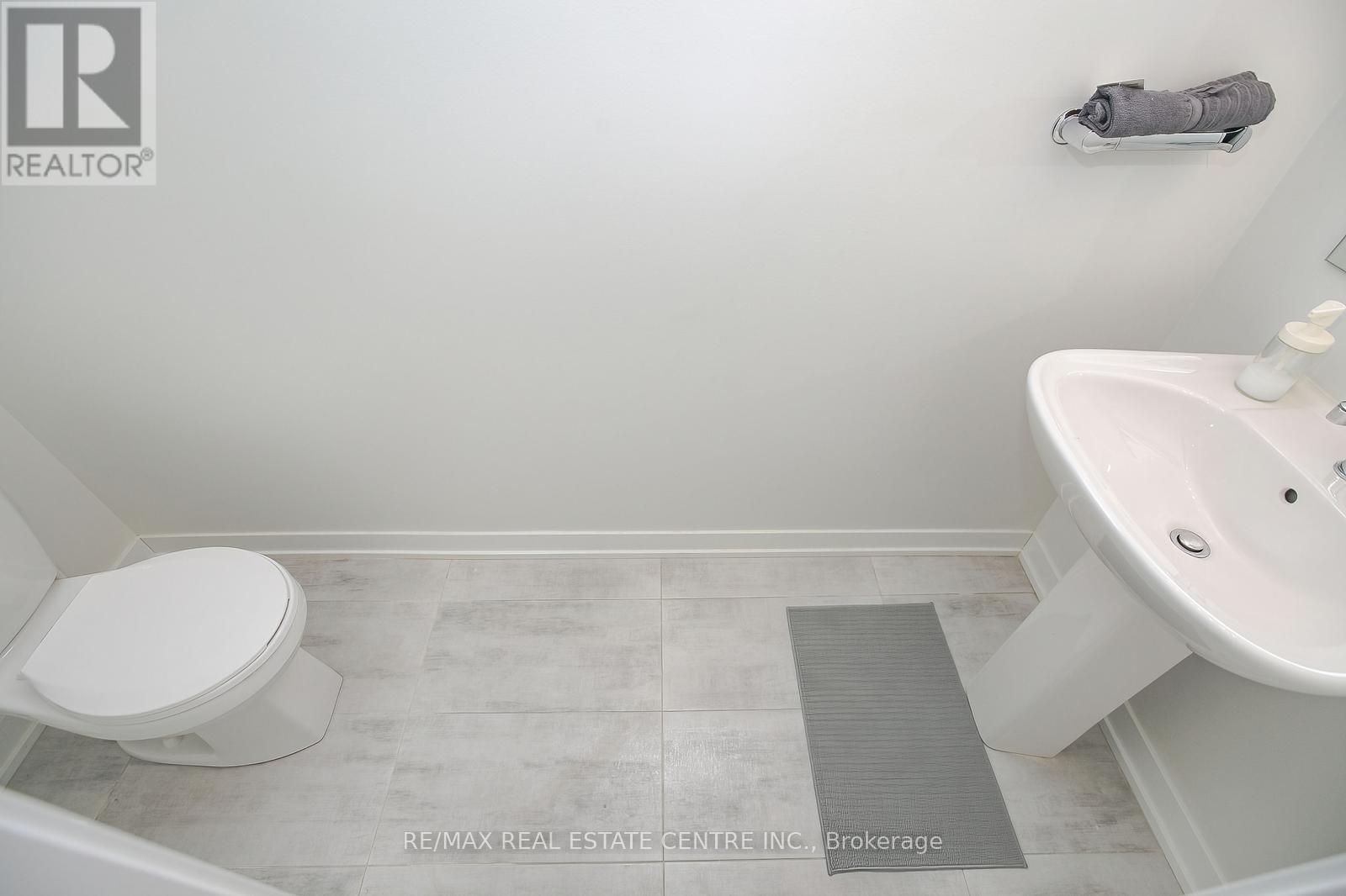 4 - 3556 Colonial Drive, Mississauga, Ontario  L5L 5T3 - Photo 18 - W12451016