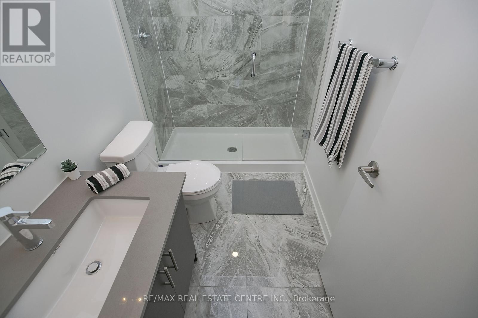 4 - 3556 Colonial Drive, Mississauga, Ontario  L5L 5T3 - Photo 26 - W12451016