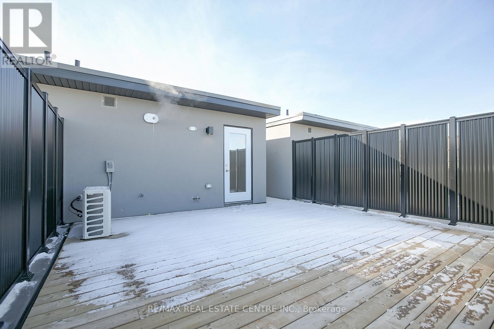 4 - 3556 Colonial Drive, Mississauga, Ontario  L5L 5T3 - Photo 38 - W12451016