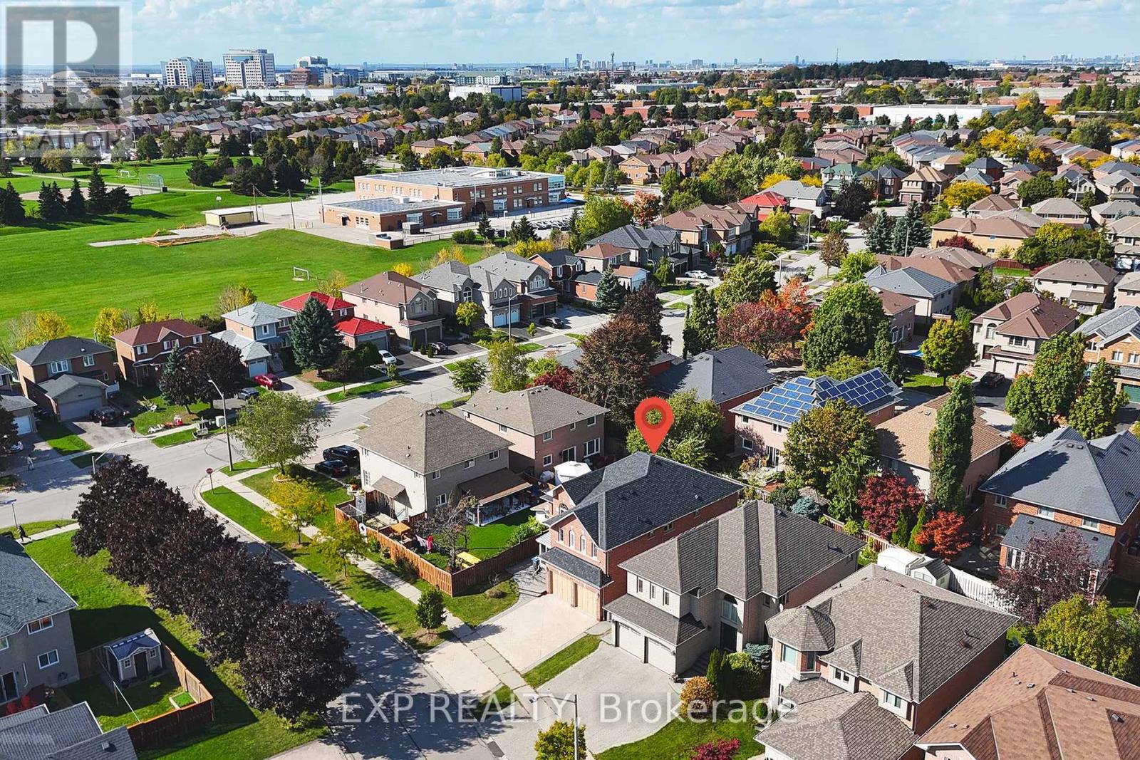5400 Middleport Crescent, Mississauga, Ontario  L4Z 3V2 - Photo 37 - W12451017