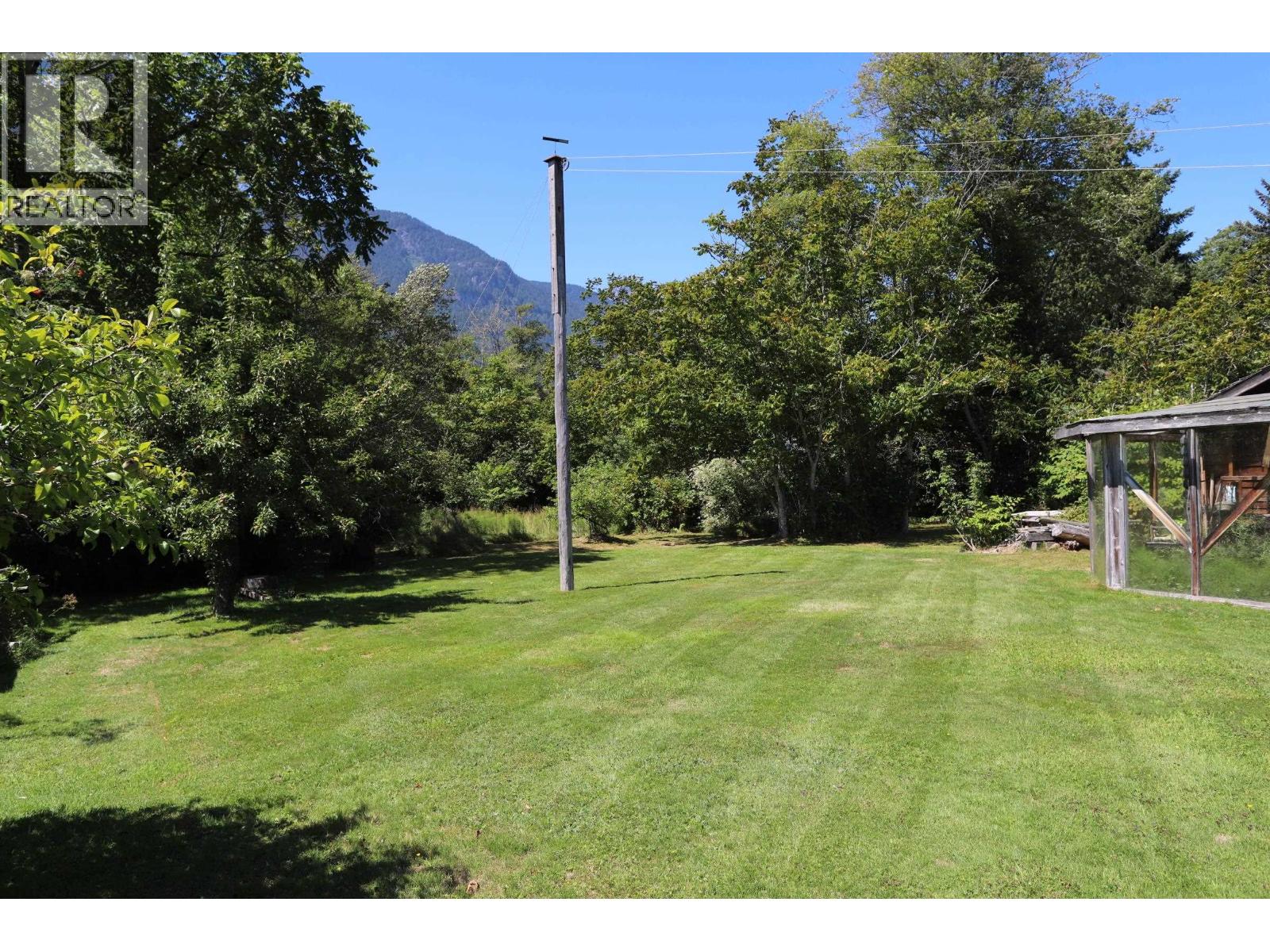 41591 Government Road, Squamish, British Columbia  V0H 1H0 - Photo 5 - R2989373