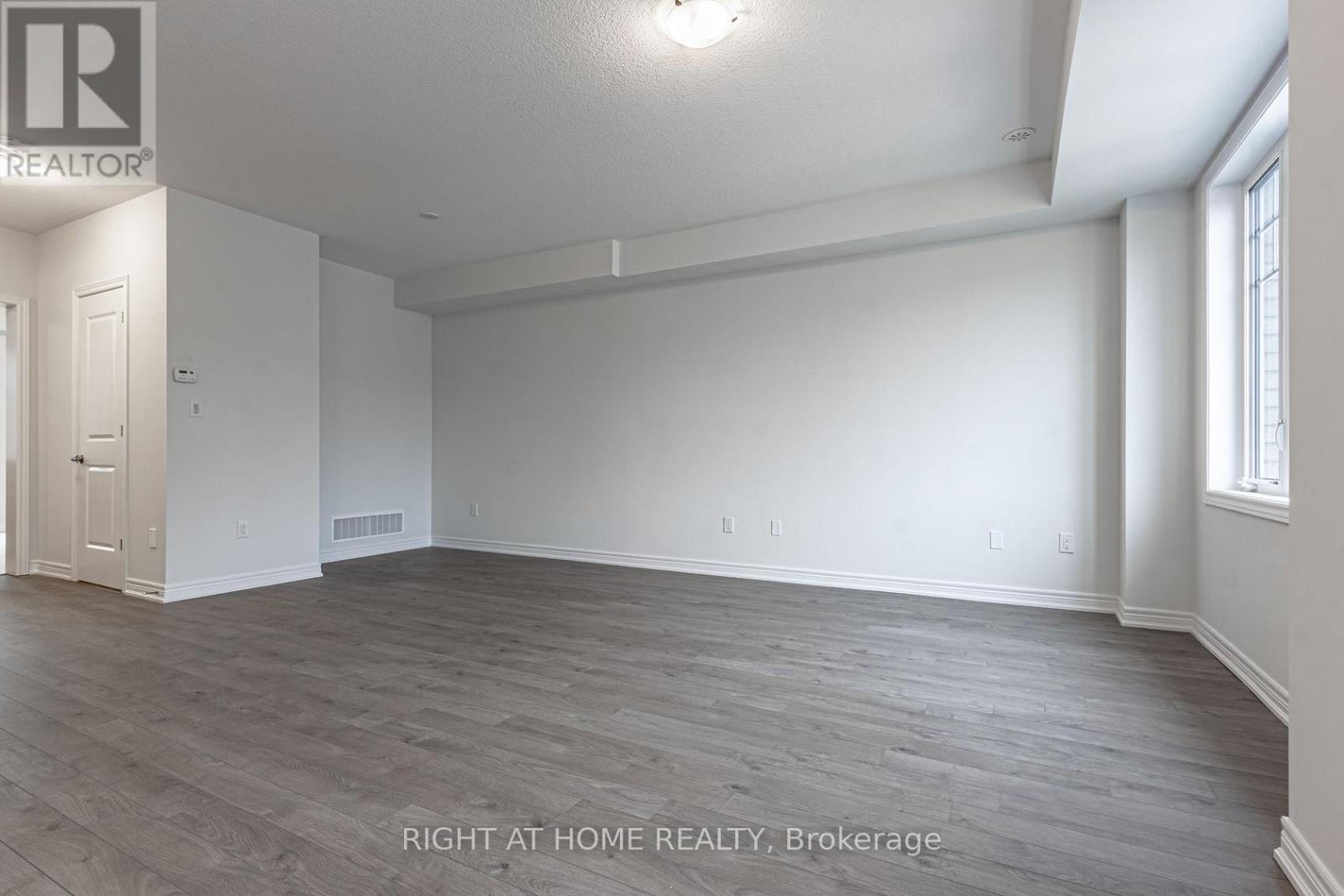 59 Hibiscus Lane, Hamilton, Ontario  L8K 0A4 - Photo 25 - X12450989