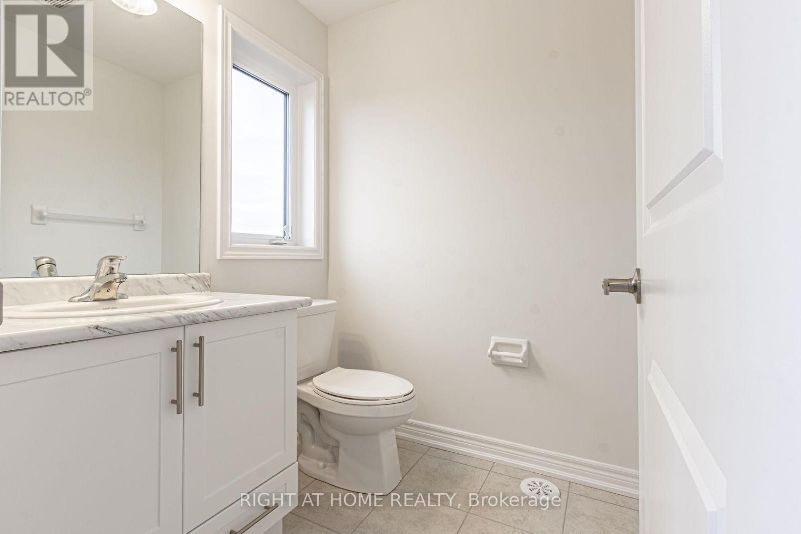 59 Hibiscus Lane, Hamilton, Ontario  L8K 0A4 - Photo 30 - X12450989