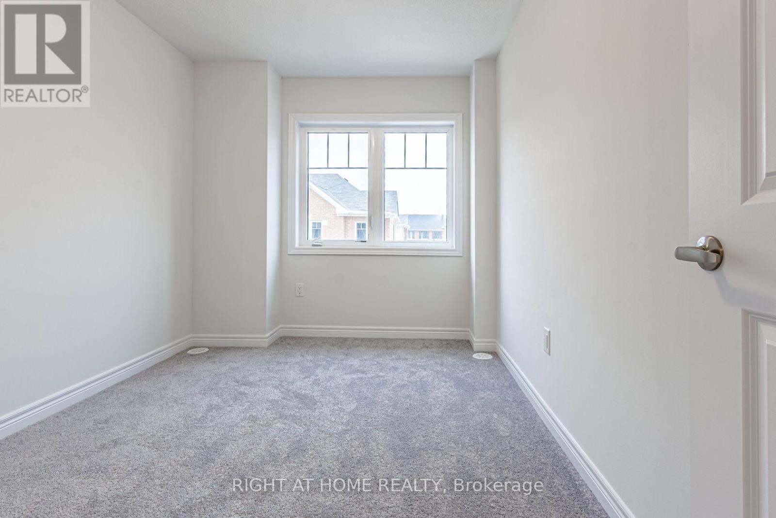 59 Hibiscus Lane, Hamilton, Ontario  L8K 0A4 - Photo 34 - X12450989