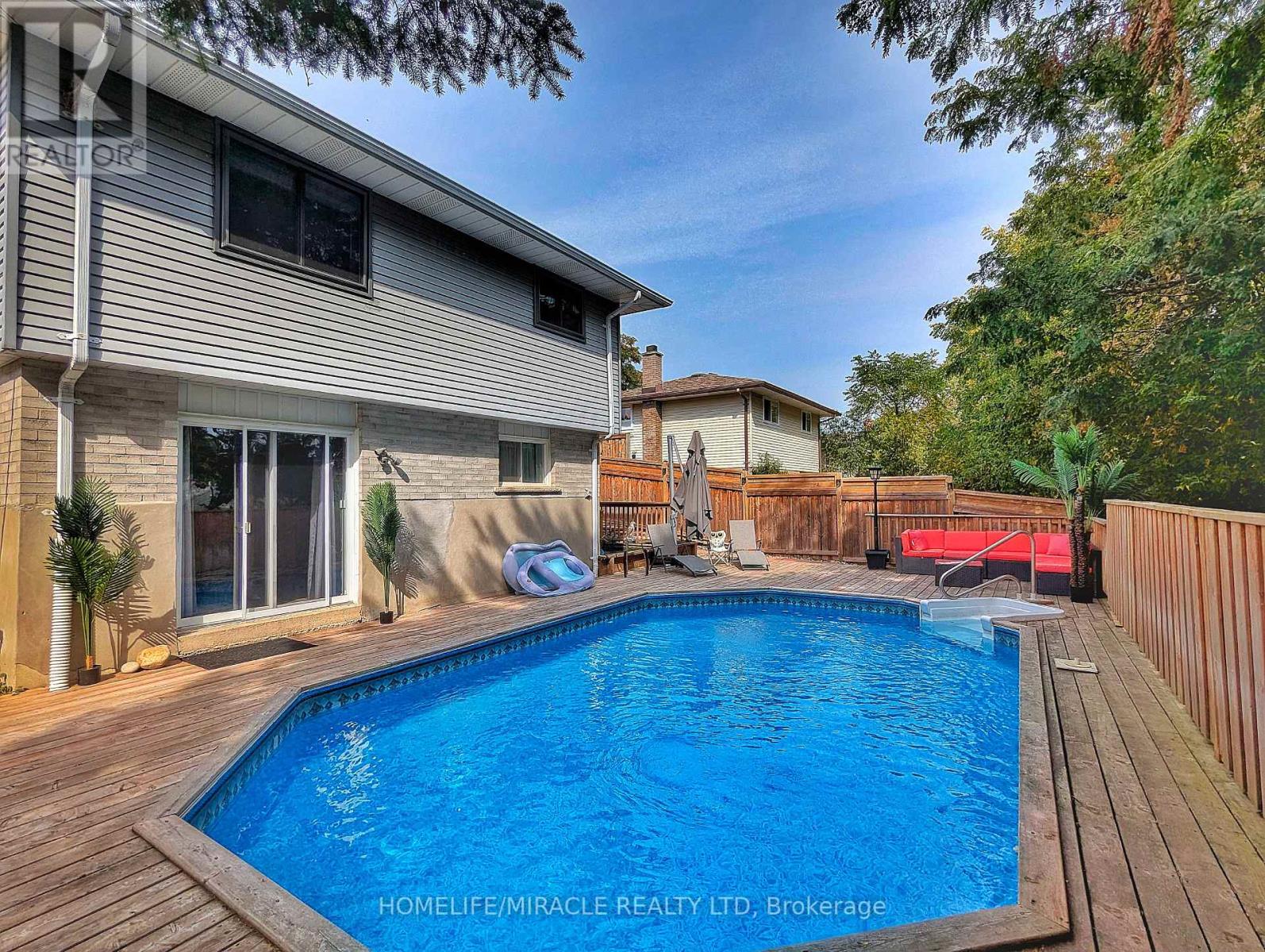 131 Carlyle Drive, Kitchener, Ontario  N2P 1V9 - Photo 33 - X12450995
