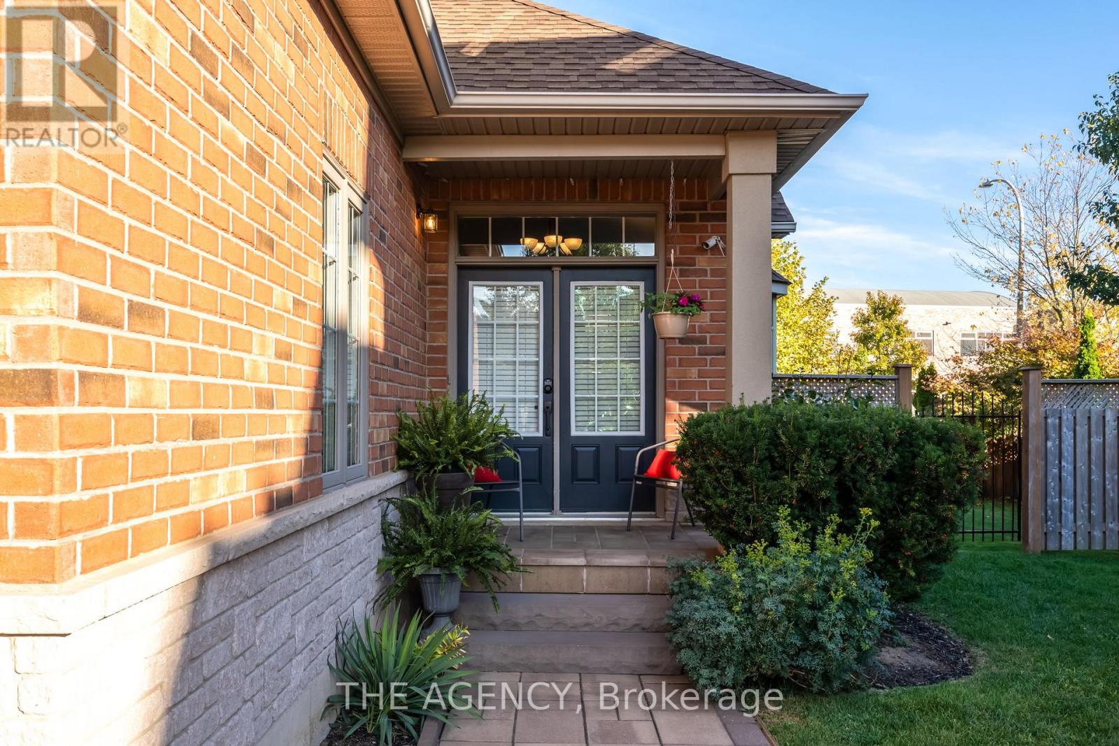 37 - 99 Panabaker Drive, Hamilton, Ontario  L9G 0A3 - Photo 3 - X12451019