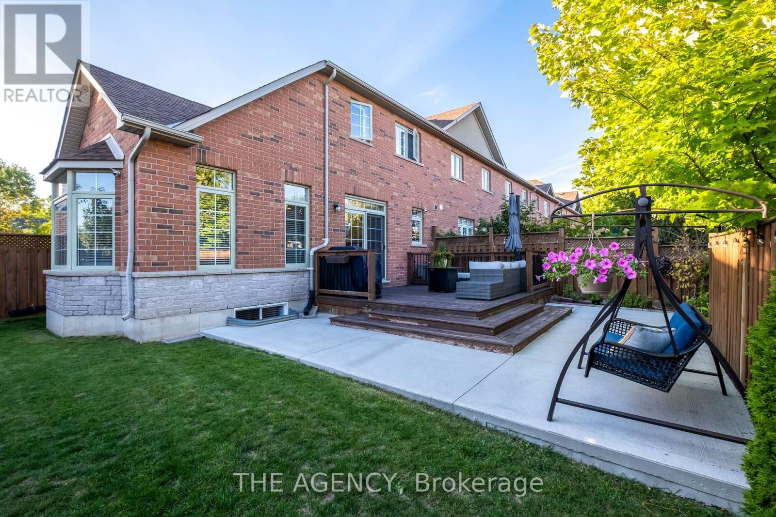 37 - 99 Panabaker Drive, Hamilton, Ontario  L9G 0A3 - Photo 46 - X12451019