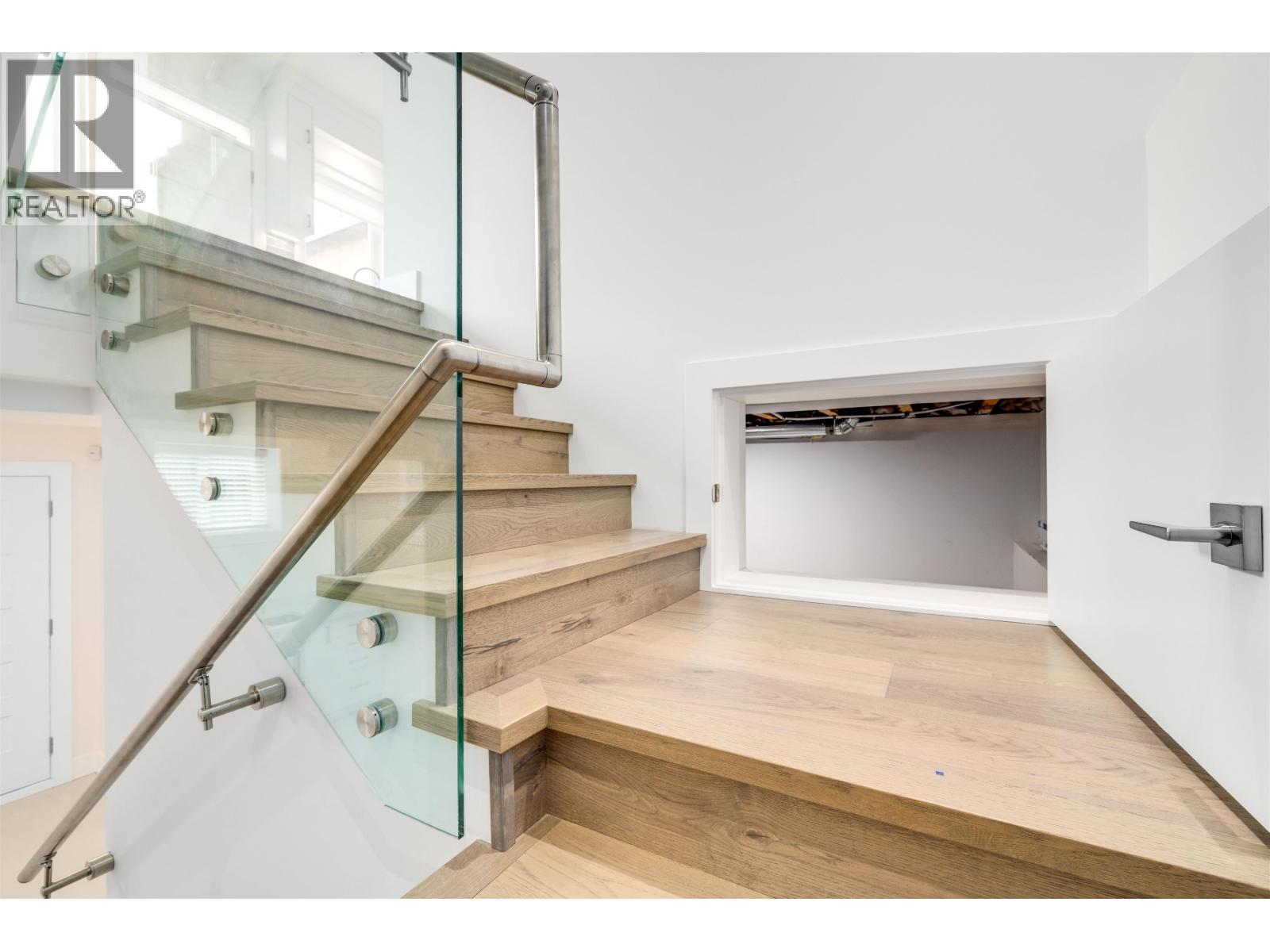 2 3571 E 28th Avenue, Vancouver, British Columbia  V5R 1T4 - Photo 16 - R3043167