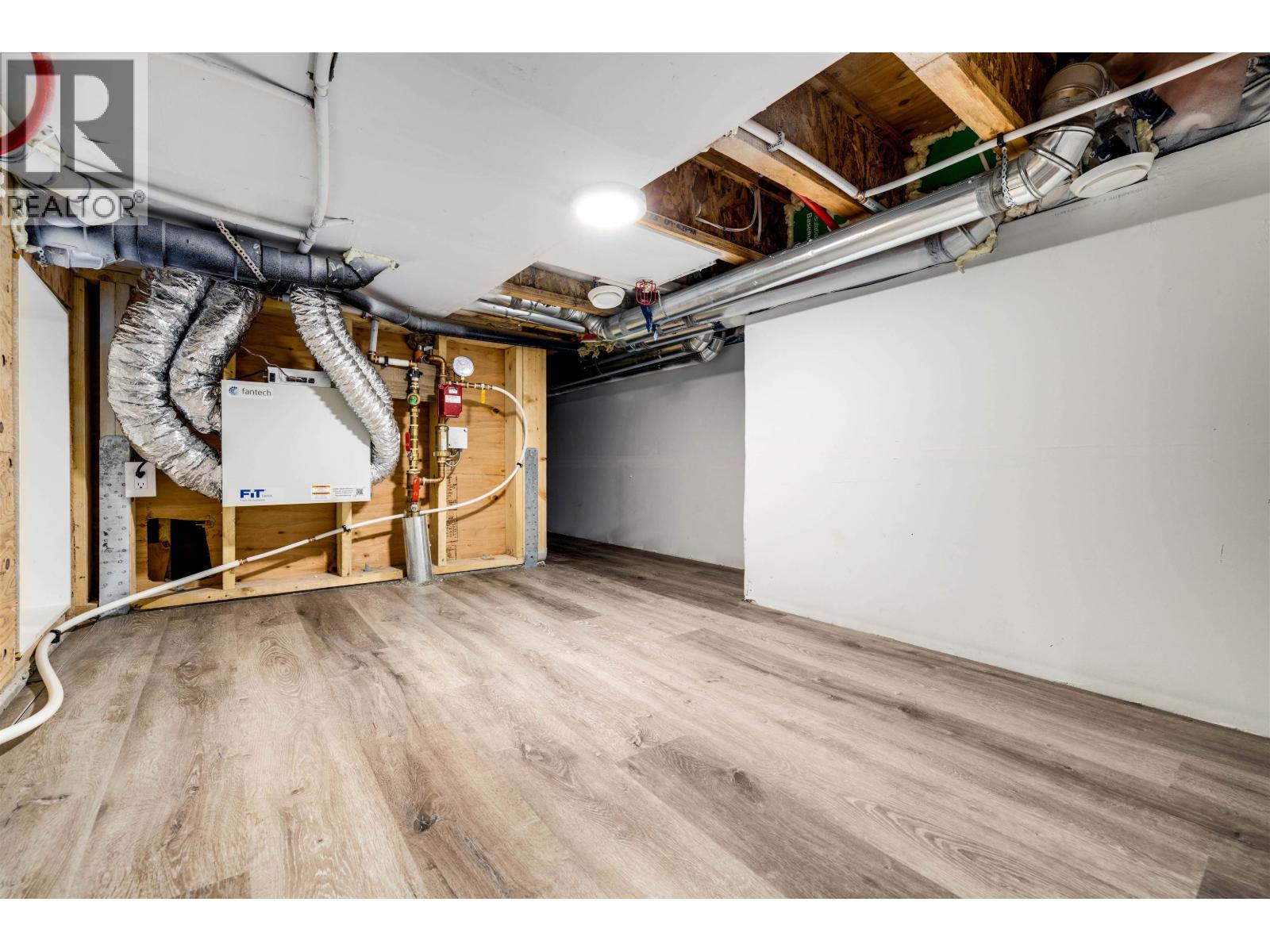 2 3571 E 28th Avenue, Vancouver, British Columbia  V5R 1T4 - Photo 17 - R3043167