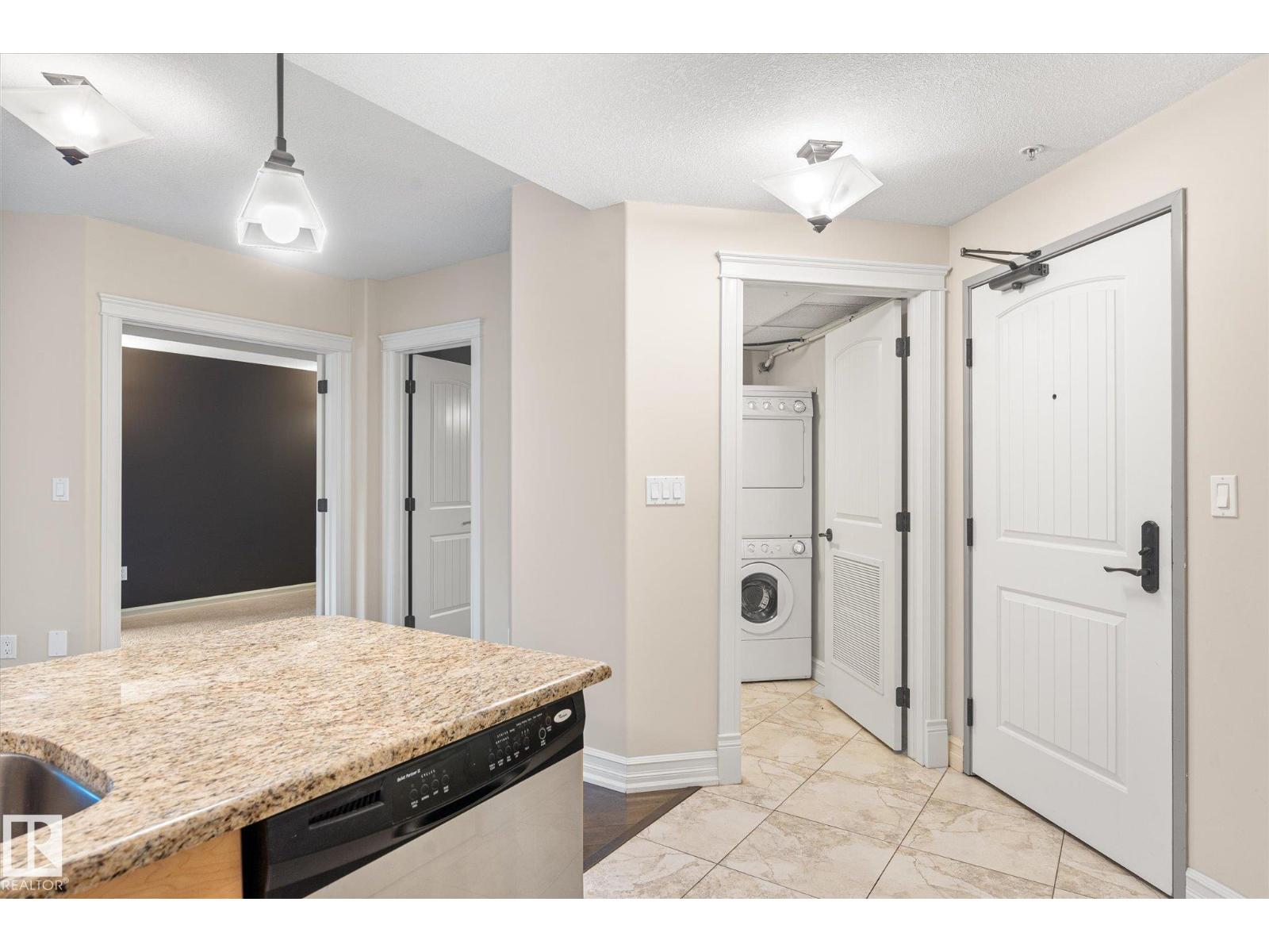 #507 10142 111 St Nw, Edmonton, Alberta  T5K 1K6 - Photo 17 - E4461263
