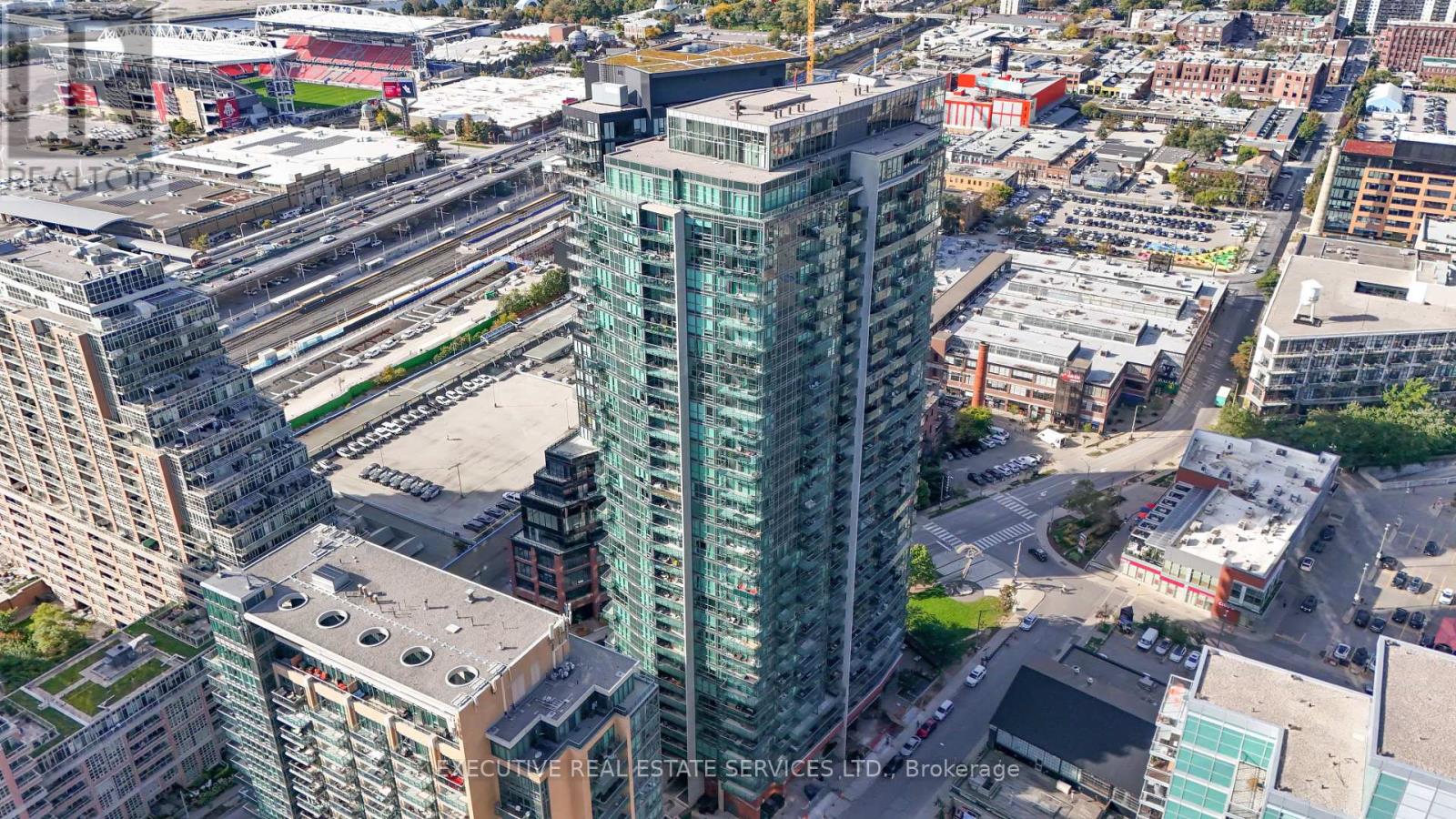605 - 150 East Liberty Street, Toronto, Ontario  M6K 3R5 - Photo 5 - C12451021