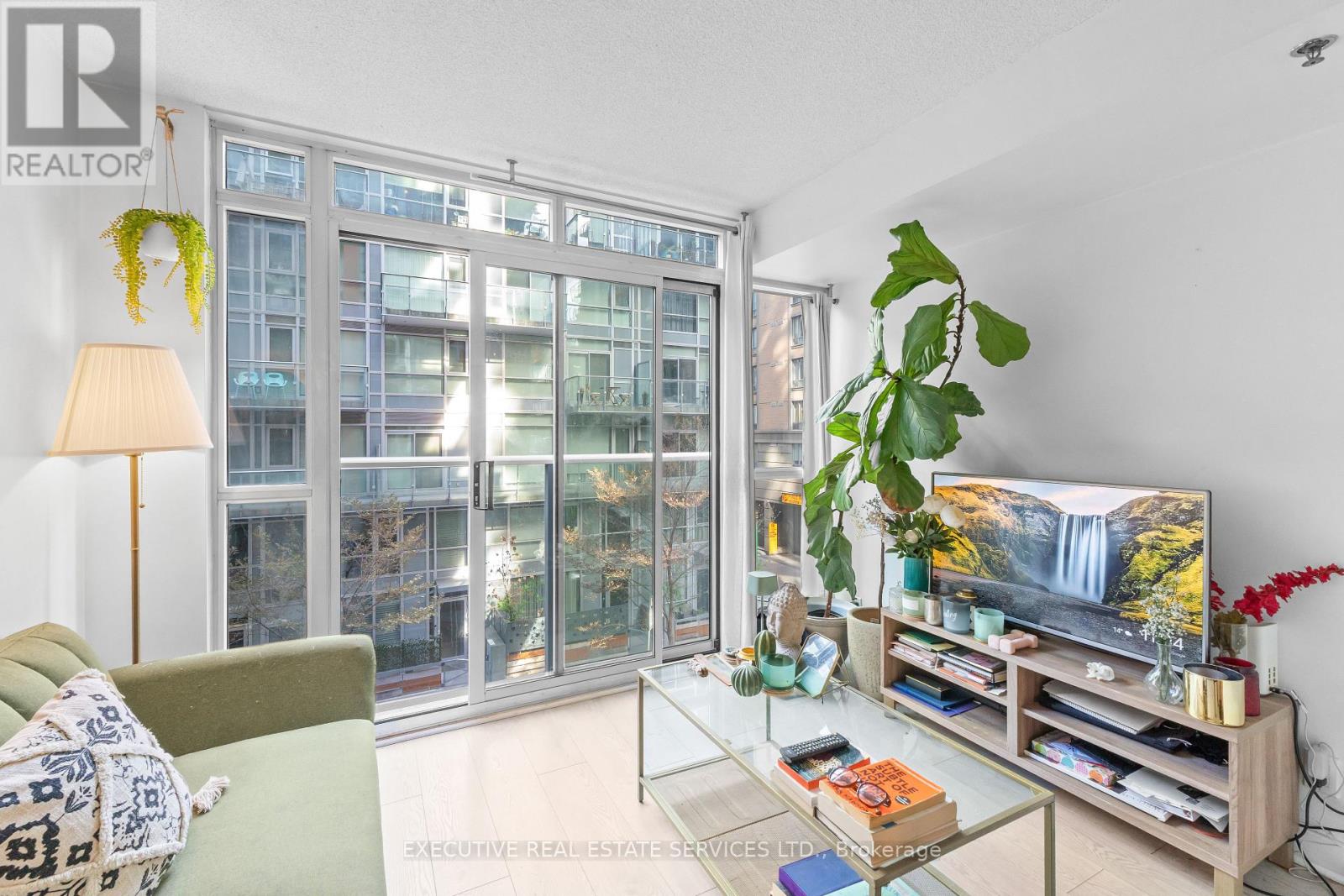 324 - 21 Nelson Street, Toronto, Ontario  M5V 3H9 - Photo 12 - C12451022