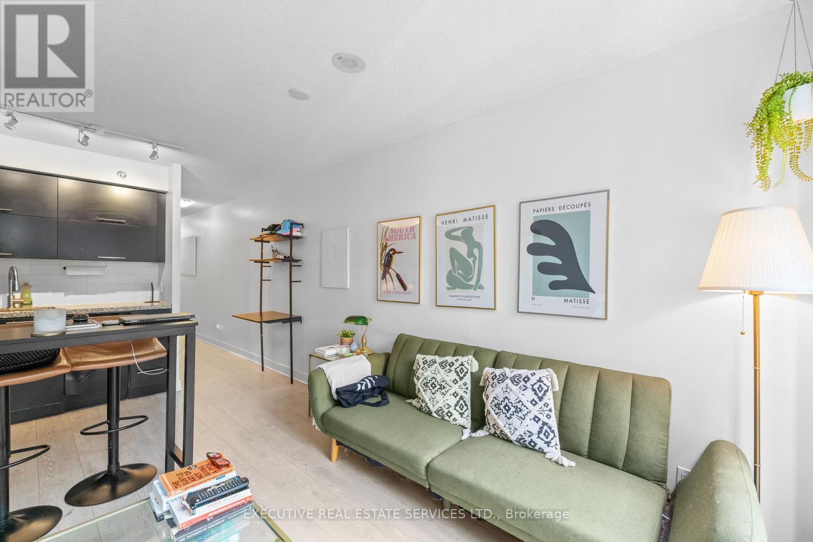 324 - 21 Nelson Street, Toronto, Ontario  M5V 3H9 - Photo 13 - C12451022