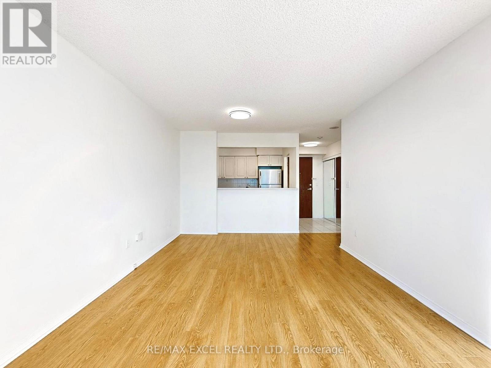 707 - 29 Pemberton Avenue, Toronto, Ontario  M2M 4L5 - Photo 6 - C12451025