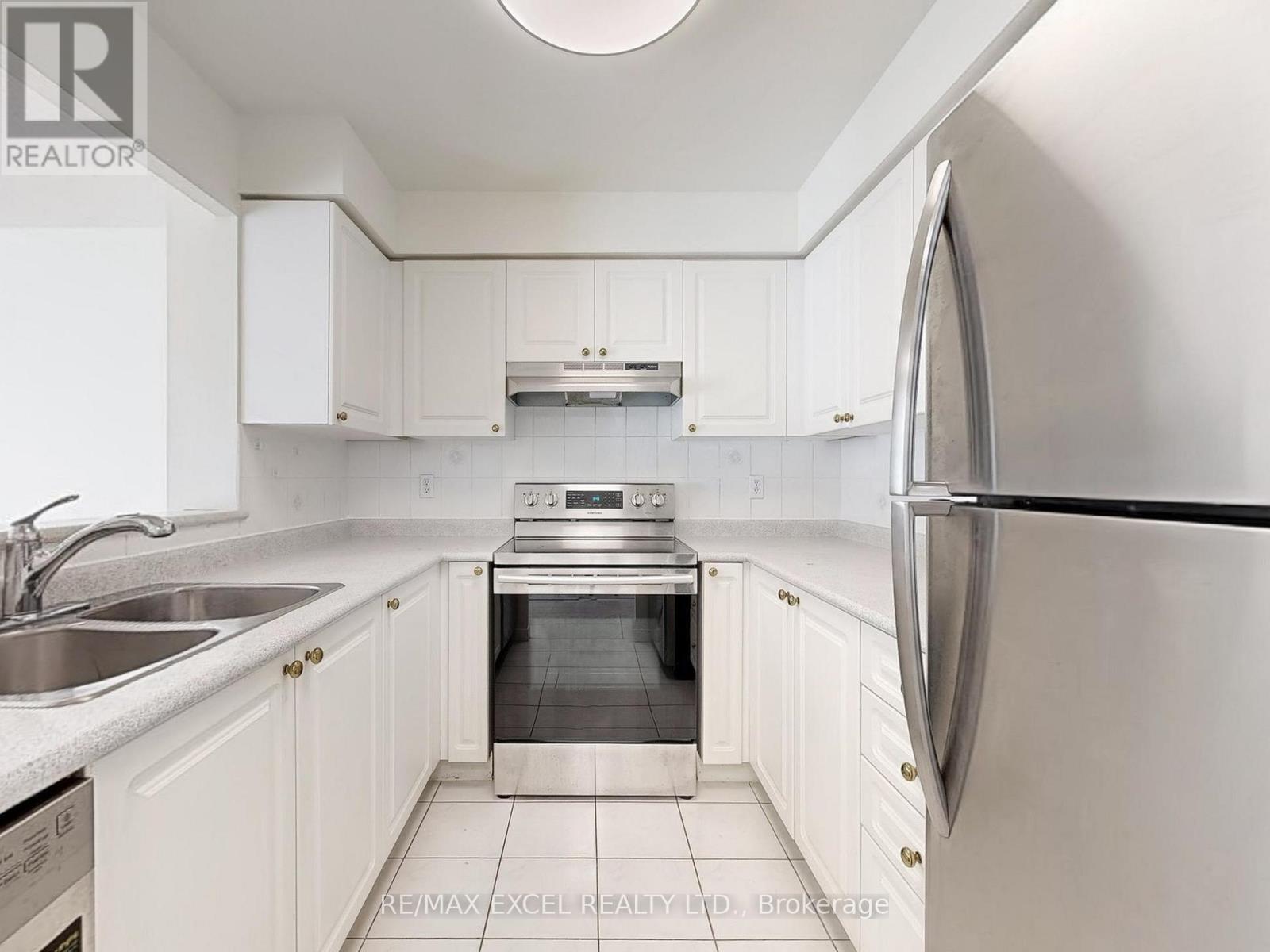 707 - 29 Pemberton Avenue, Toronto, Ontario  M2M 4L5 - Photo 7 - C12451025