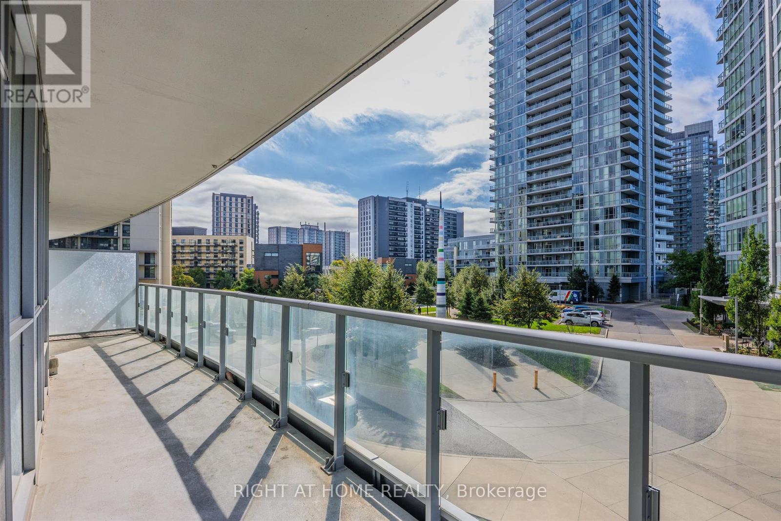 206 - 70 Forest Manor Road, Toronto, Ontario  M2J 0A9 - Photo 30 - C12451034