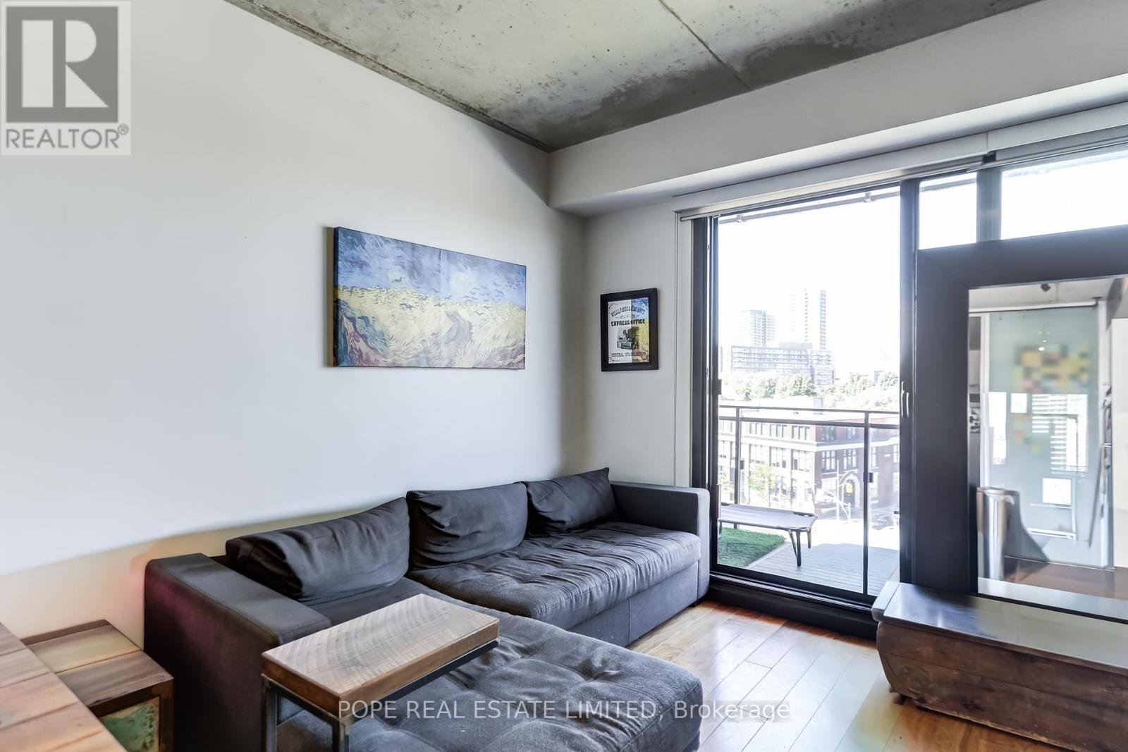 719 - 51 Trolley Crescent, Toronto, Ontario  M5A 0E9 - Photo 2 - C12451037