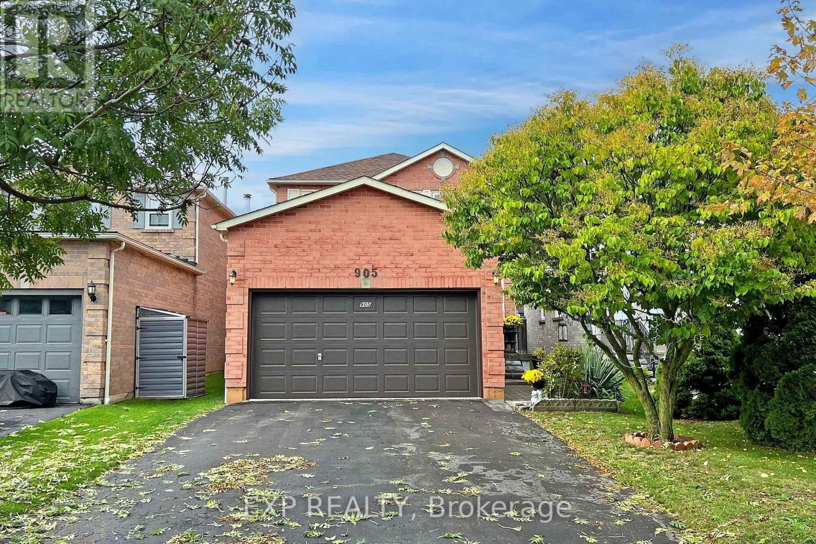 905 RAMBLEBERRY AVENUE, Pickering, Ontario