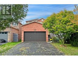 905 RAMBLEBERRY AVENUE, Pickering, Ontario