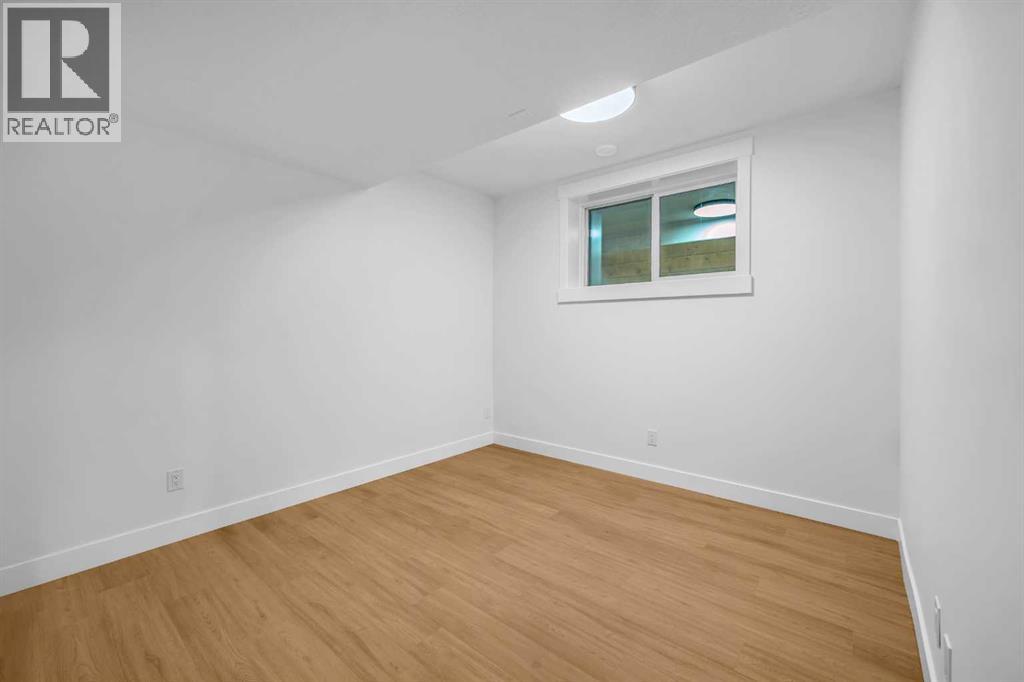 2435 52 Avenue Sw, Calgary, Alberta  T3E 1K5 - Photo 37 - A2261176