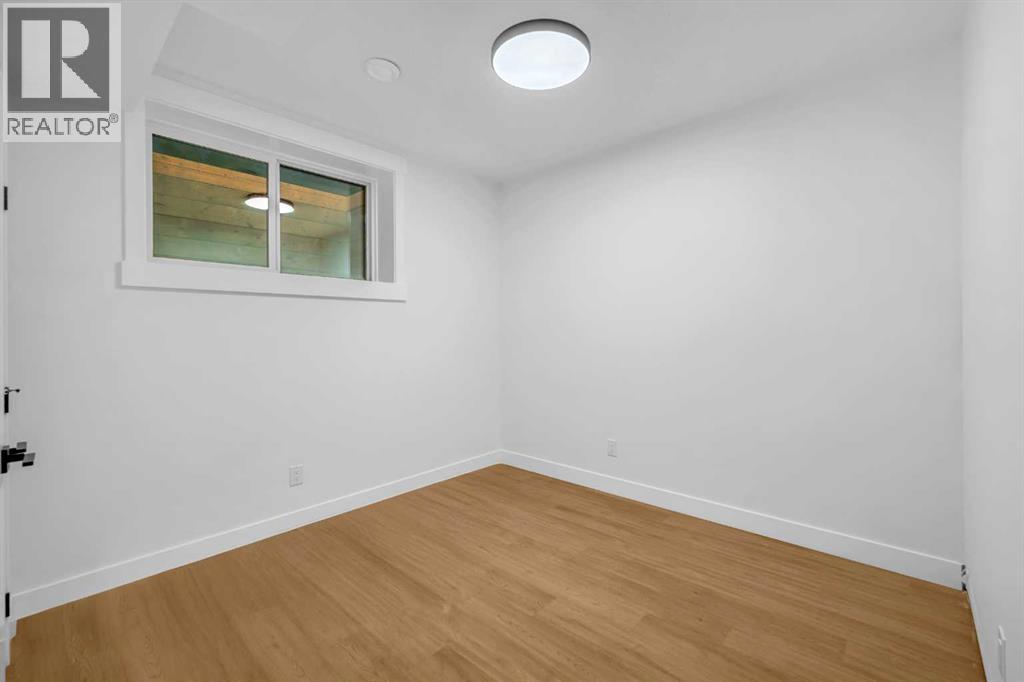 2435 52 Avenue Sw, Calgary, Alberta  T3E 1K5 - Photo 35 - A2261176