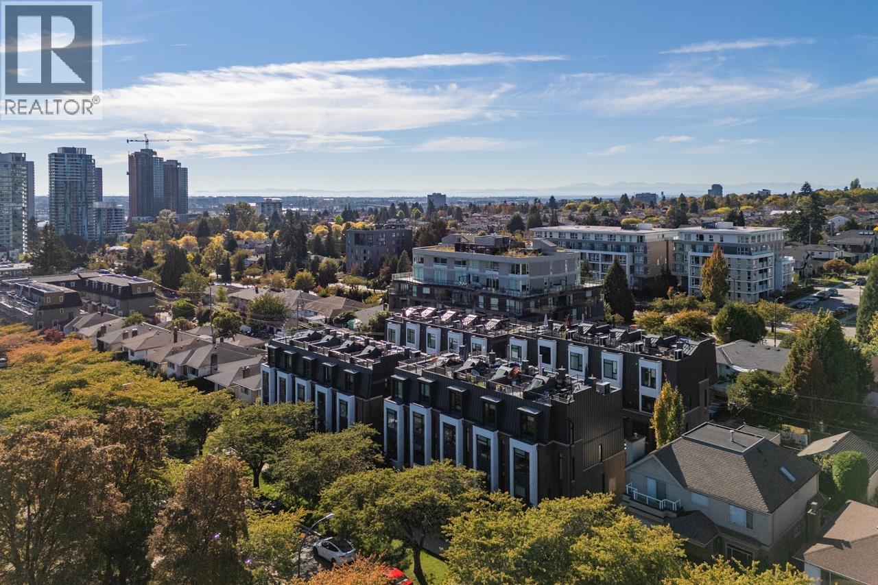 7599 Yukon Street, Vancouver, British Columbia  V5X 2Y4 - Photo 1 - R3055685