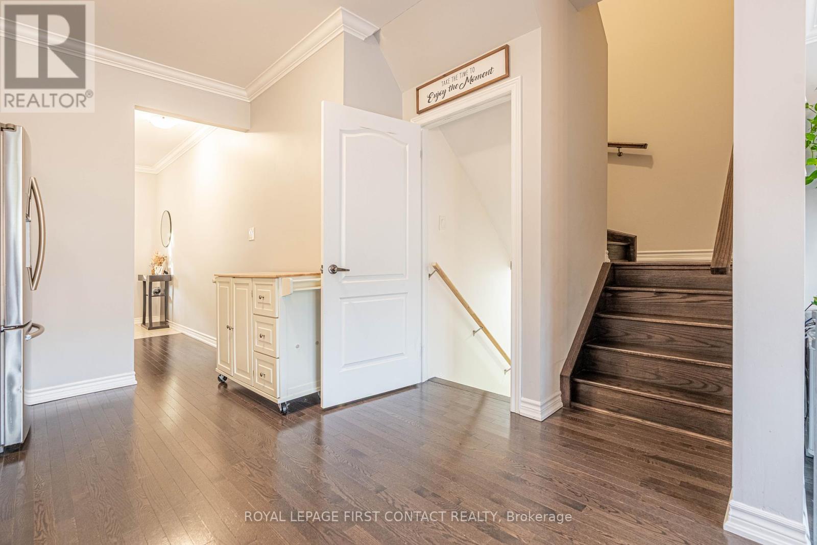26 Deneb Street, Barrie, Ontario  L4M 0K6 - Photo 11 - S12451040