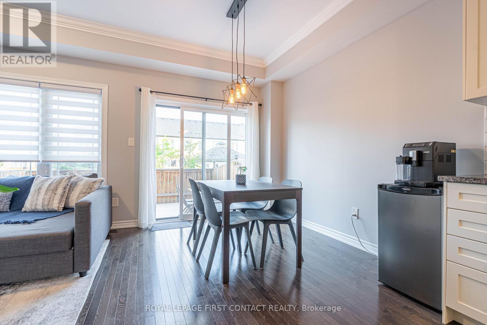 26 Deneb Street, Barrie, Ontario  L4M 0K6 - Photo 8 - S12451040