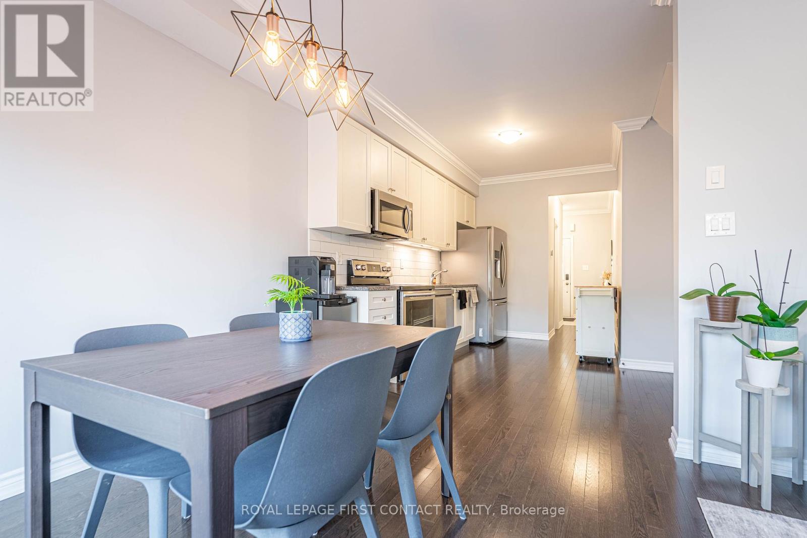 26 Deneb Street, Barrie, Ontario  L4M 0K6 - Photo 9 - S12451040