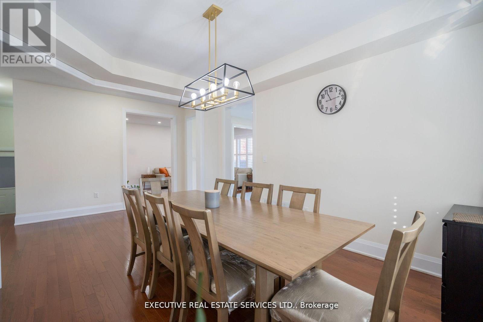 11 Goodsway Trail, Brampton, Ontario  L7A 4A3 - Photo 5 - W12451020