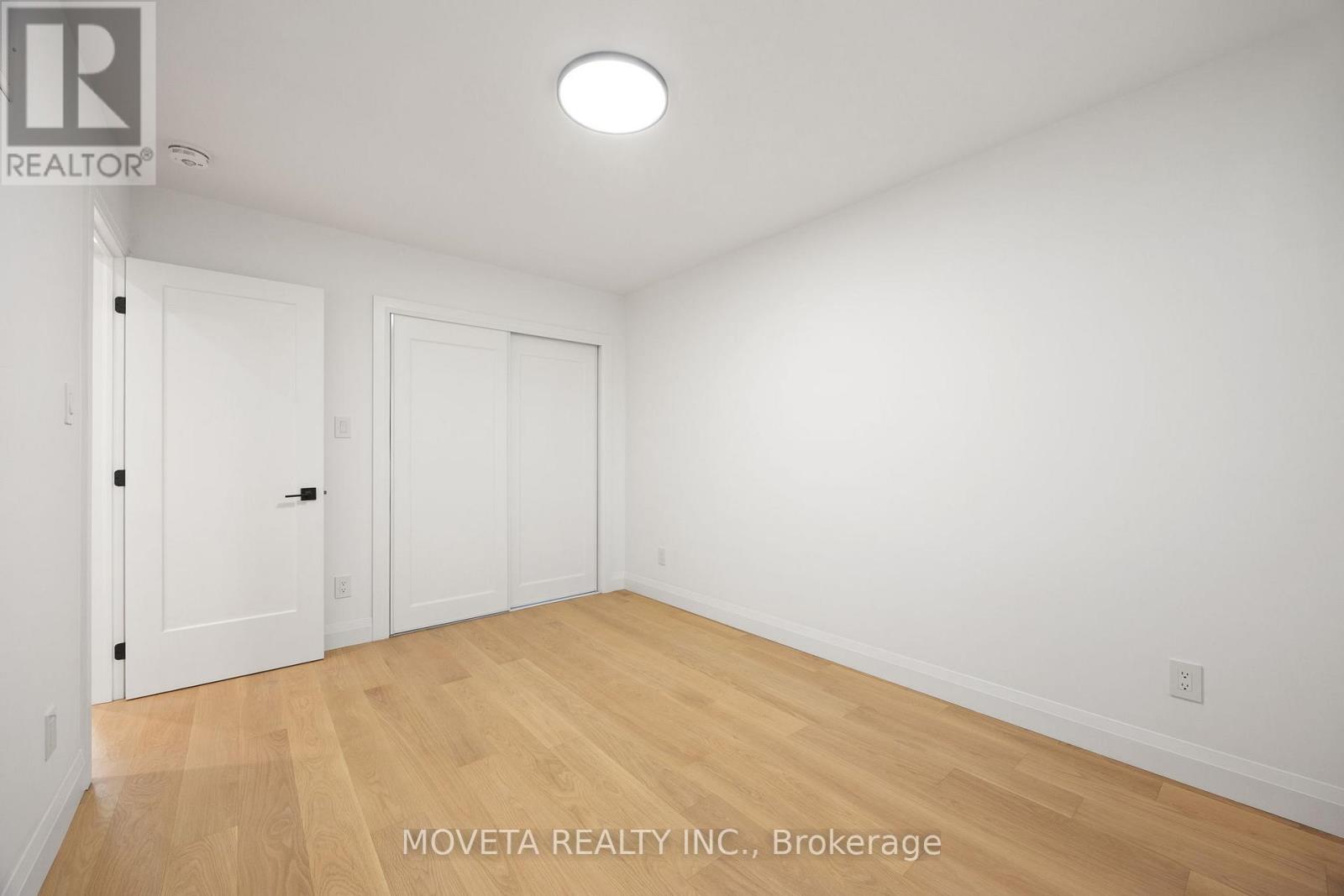 4 Mahoney Avenue, Toronto, Ontario  M6M 2H4 - Photo 32 - W12451043