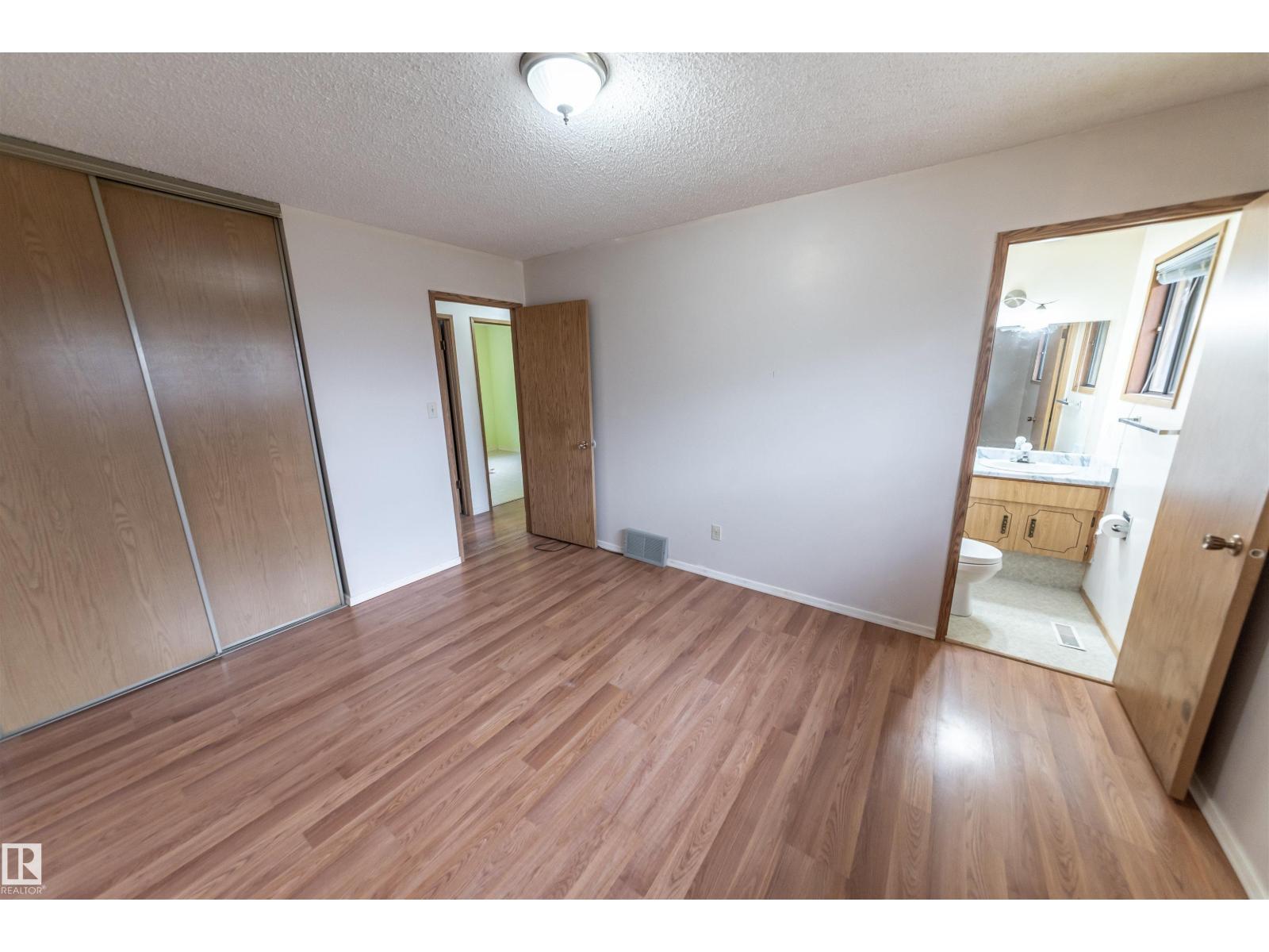 Unknown Address, ,     - Photo 24 - E4461265