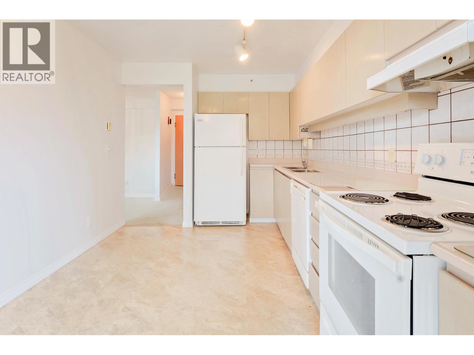 804 555 Austin Avenue, Coquitlam, British Columbia  V3K 6R8 - Photo 6 - R3053473