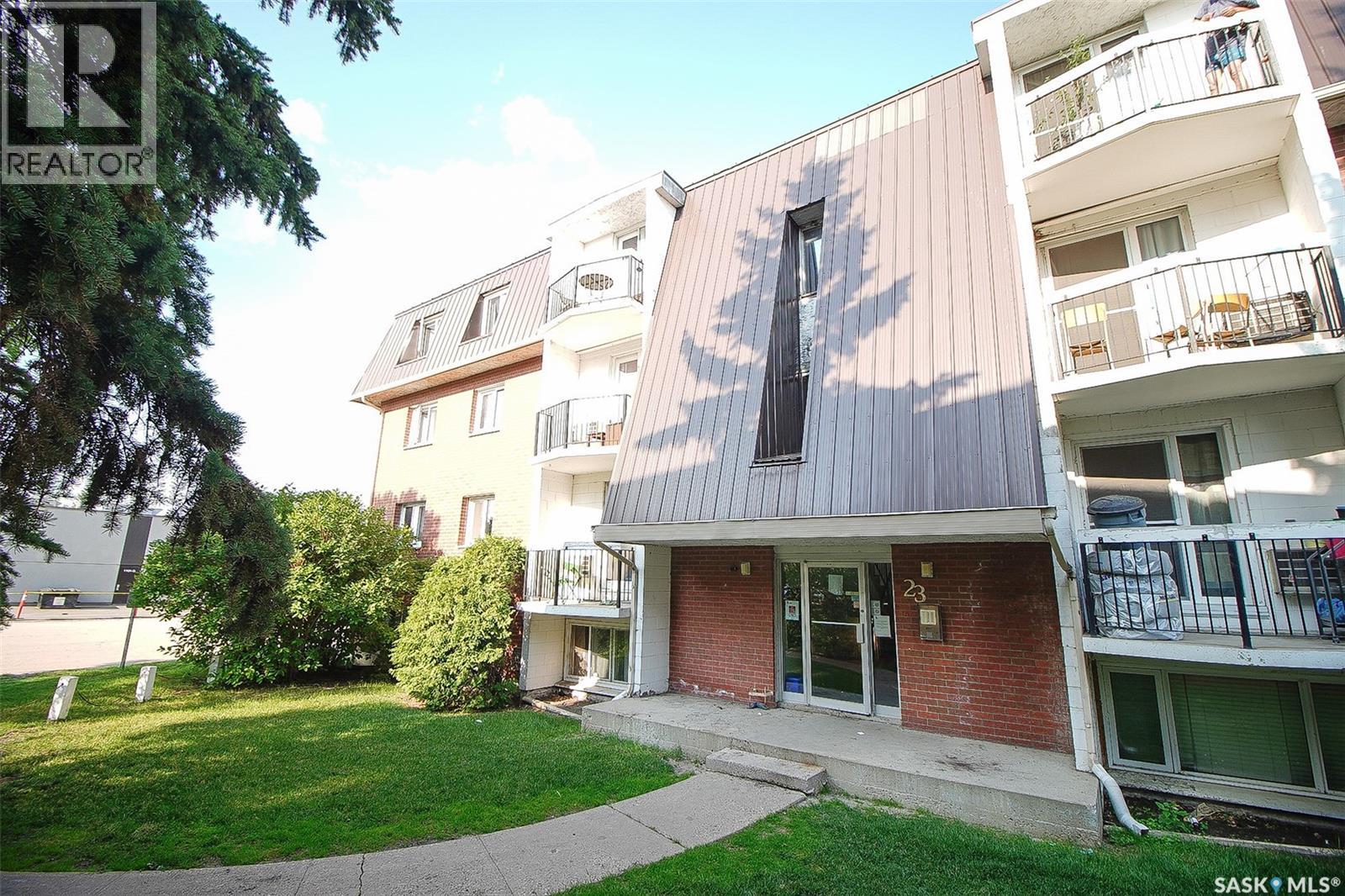 12 23 Centennial STREET, Regina, Saskatchewan